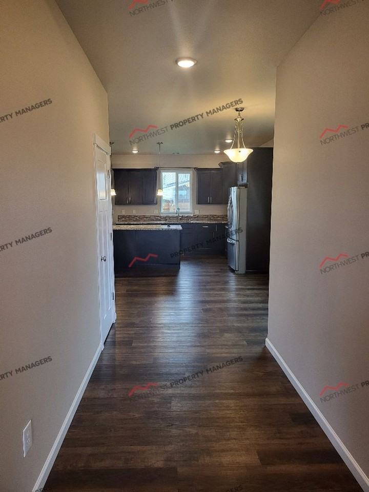 20137 Weston Ct Sw - Photo 2 of 31