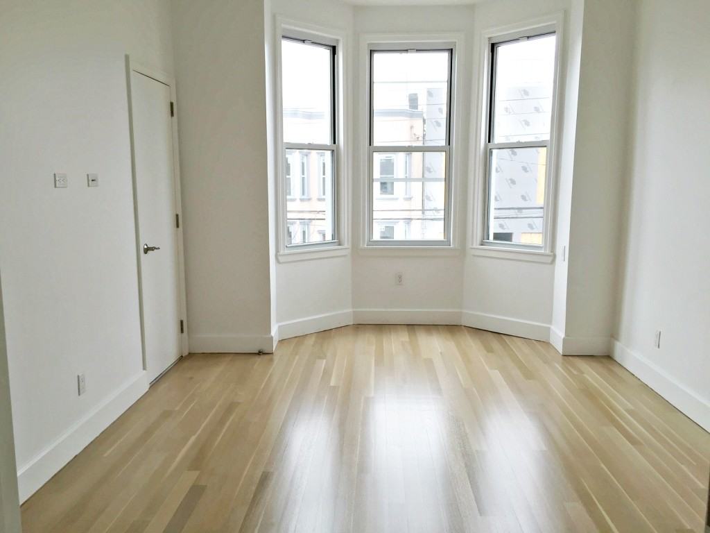 23 Hausman St #2 - Photo 3 of 6