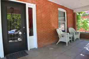 featured image of 637 Mathews St