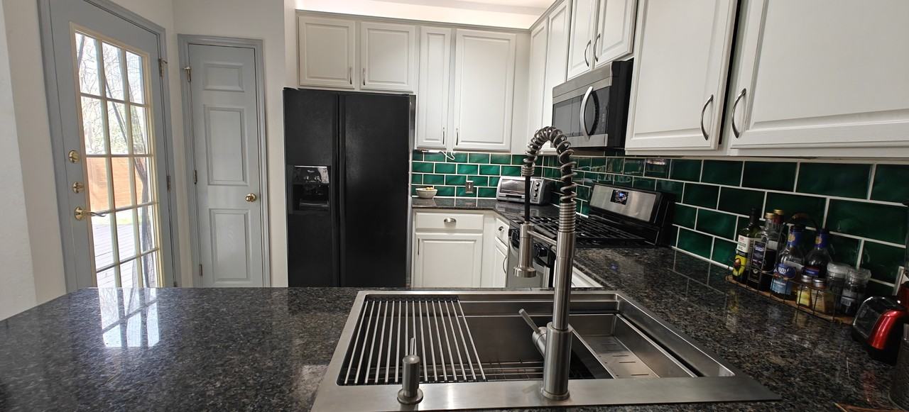 11000 Anderson Mill Rd #22 - Photo 5 of 18