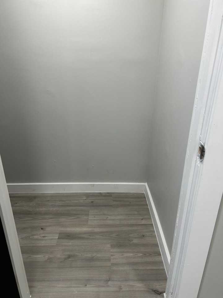 806 Lexington St - Photo 5 of 8