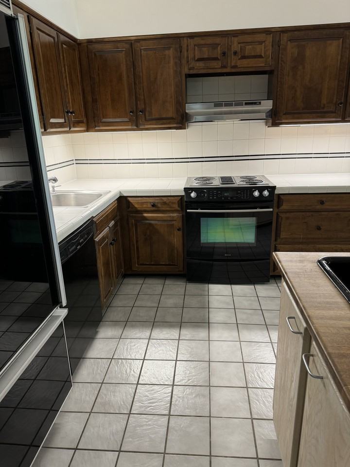 704 Weatherstone Dr #704 - Photo 6 of 27