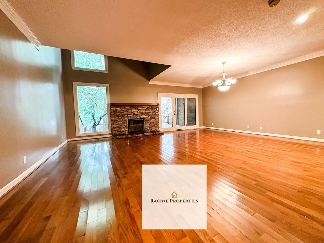 226 Holiday E - Photo 6 of 25