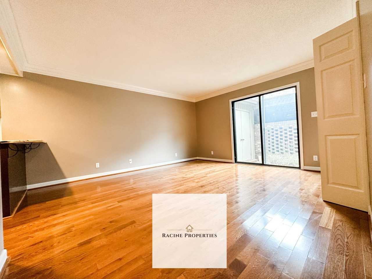 226 Holiday E - Photo 7 of 25