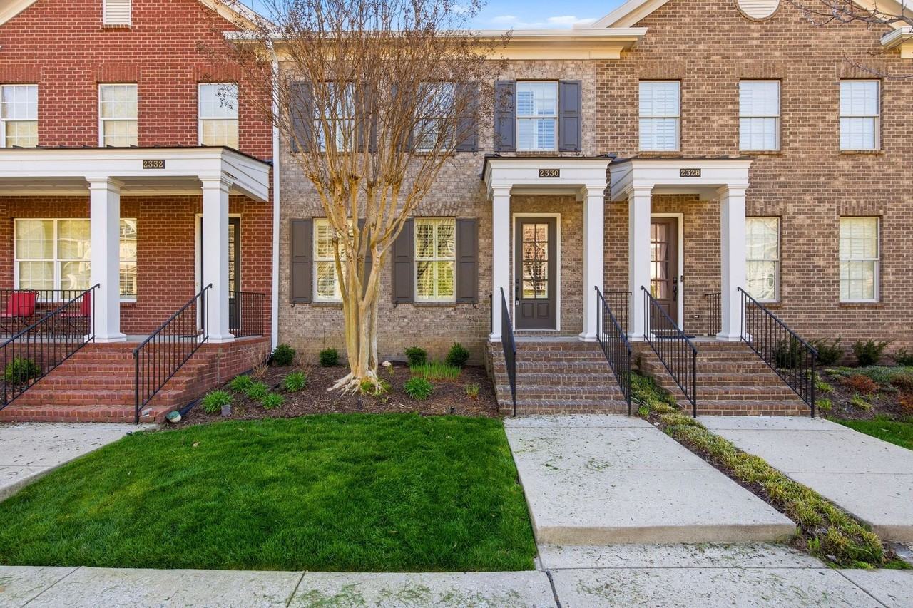 2330 Clare Park Dr - Photo 2 of 34