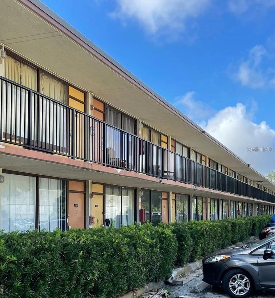 7900 S Orange Blossom Trl #1095 - Photo 2 of 9