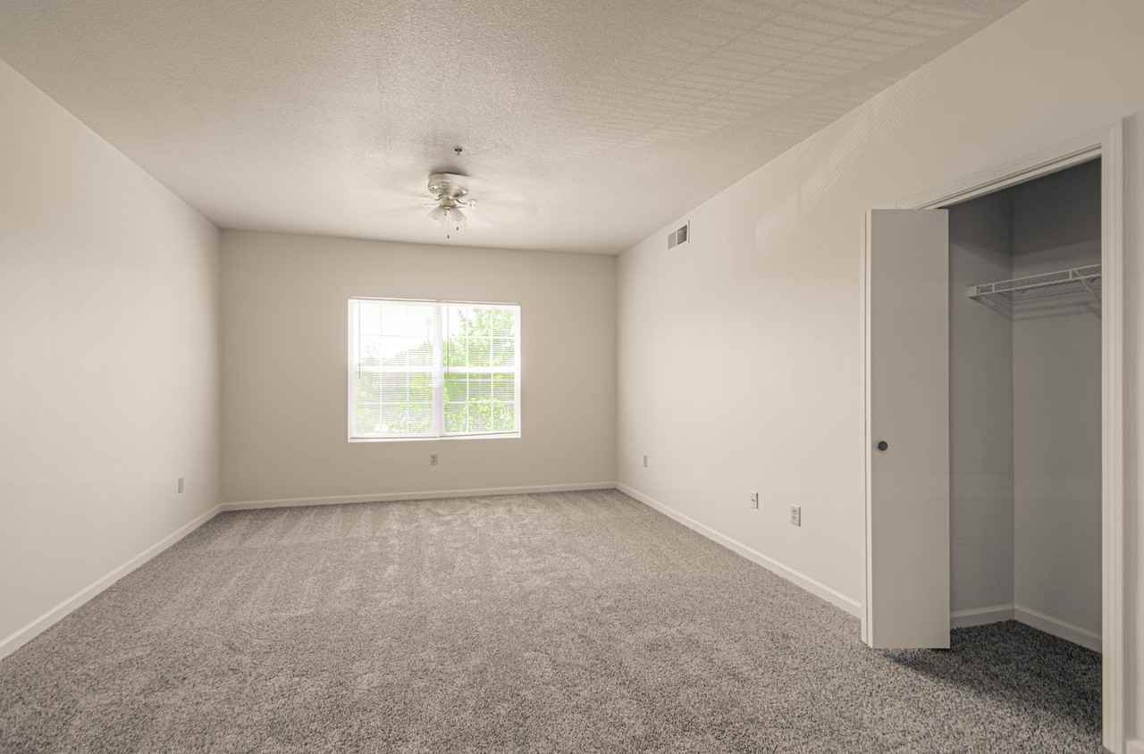 Englewood Vista - Photo 7 of 19