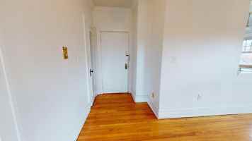 featured image of 2546 Kenilworth Rd