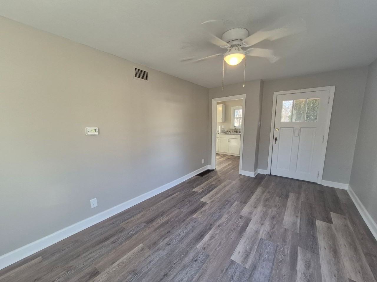 2212 Sherer Ave - Photo 6 of 13