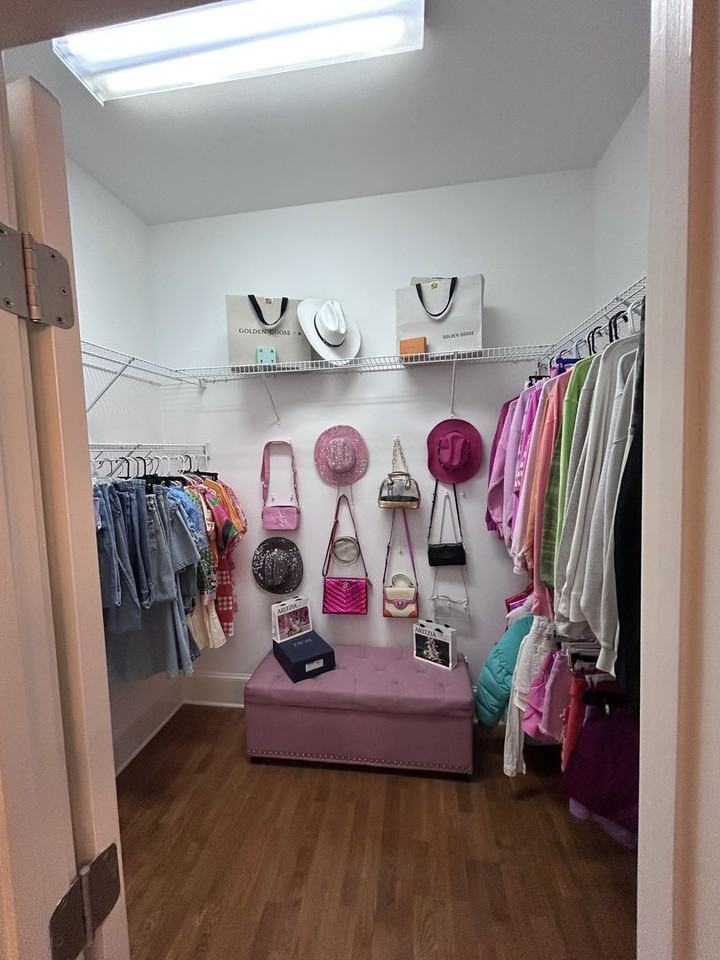 212 Village Walk Ln - Photo 3 of 21