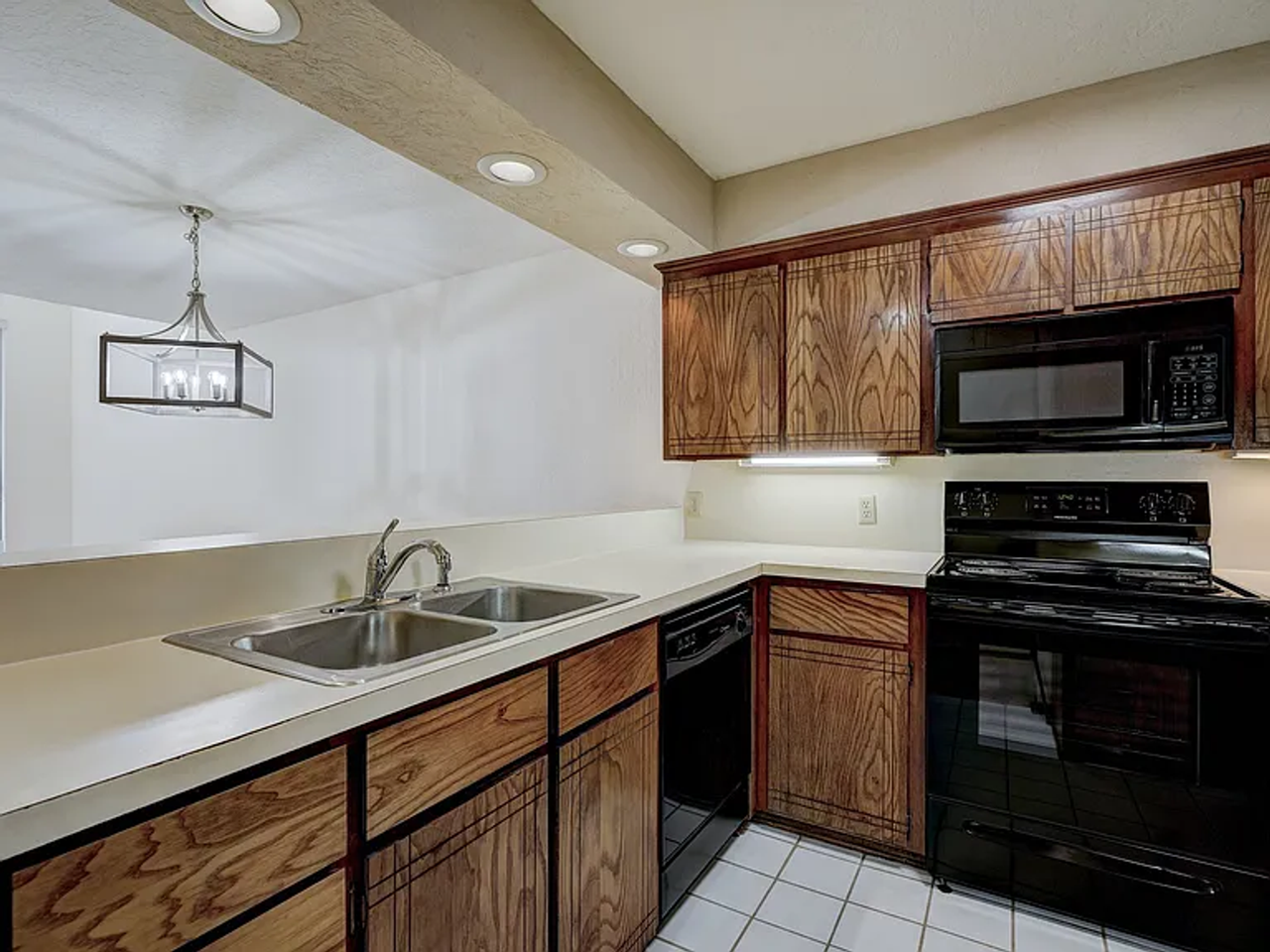 623 36th Ave Nw - Photo 7 of 41