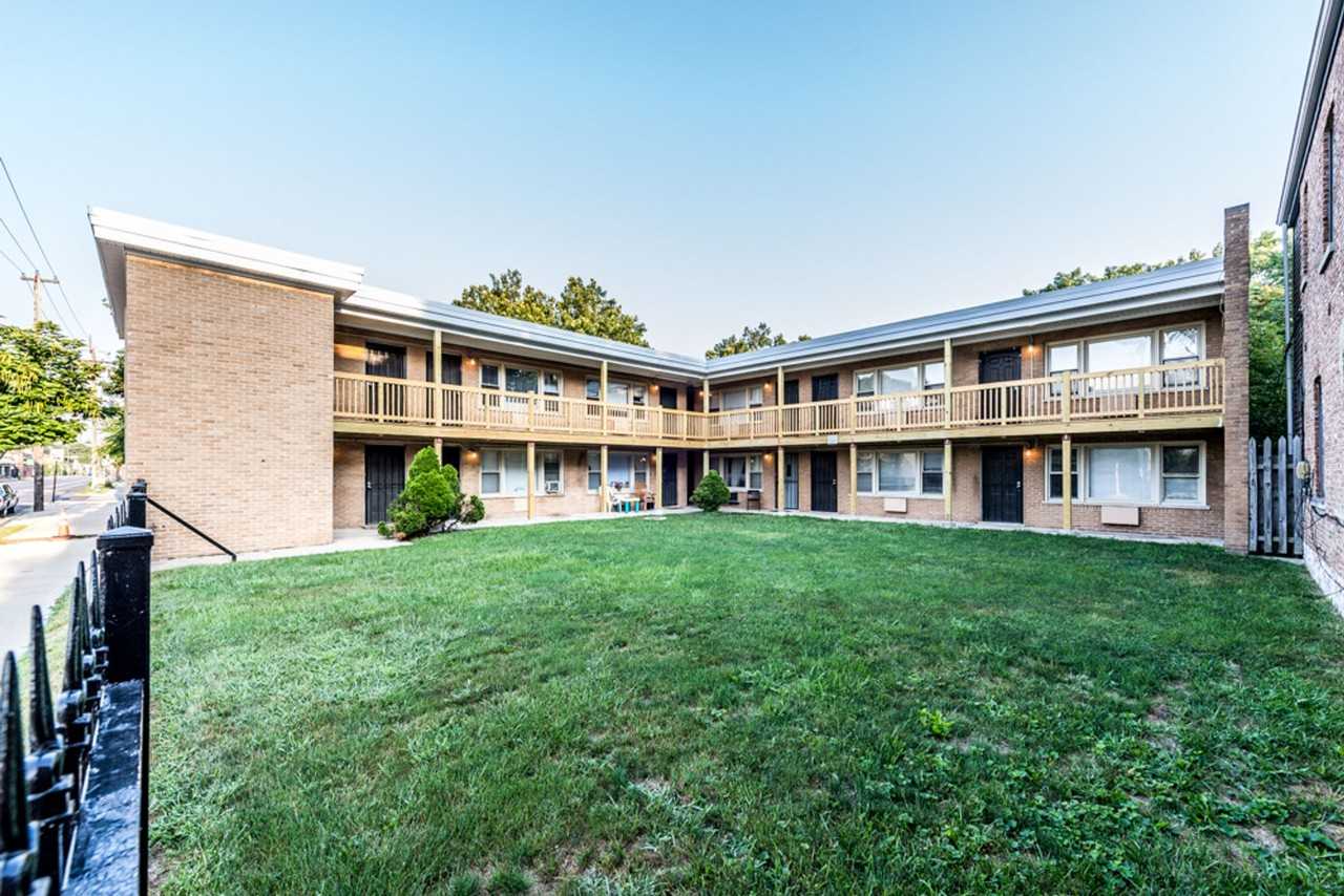 2704-2710 E 83rd Street Chicago, IL 60617 - Photo 7 of 16