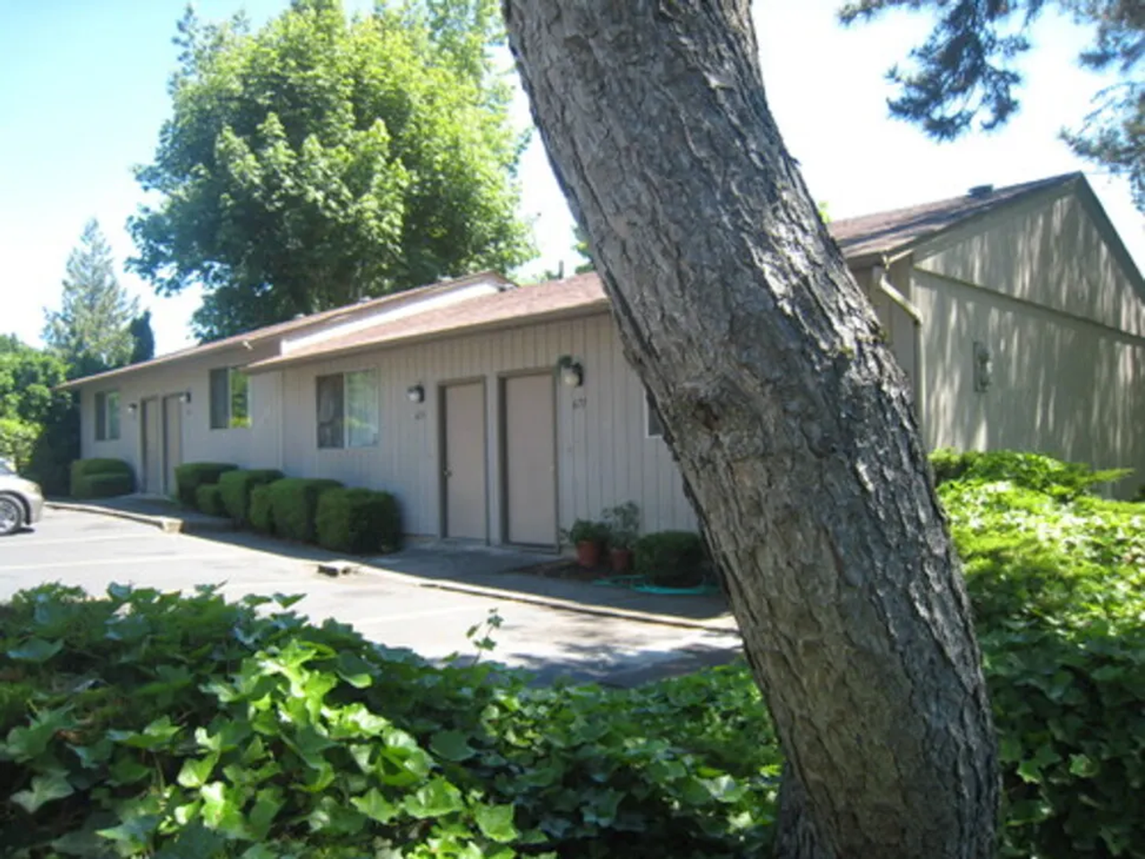 Taybin Townhouses - Photo 4 of 21