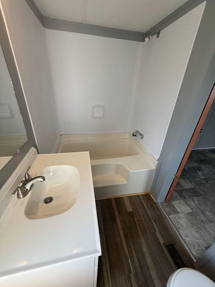 215 W Strider St - Photo 7 of 7