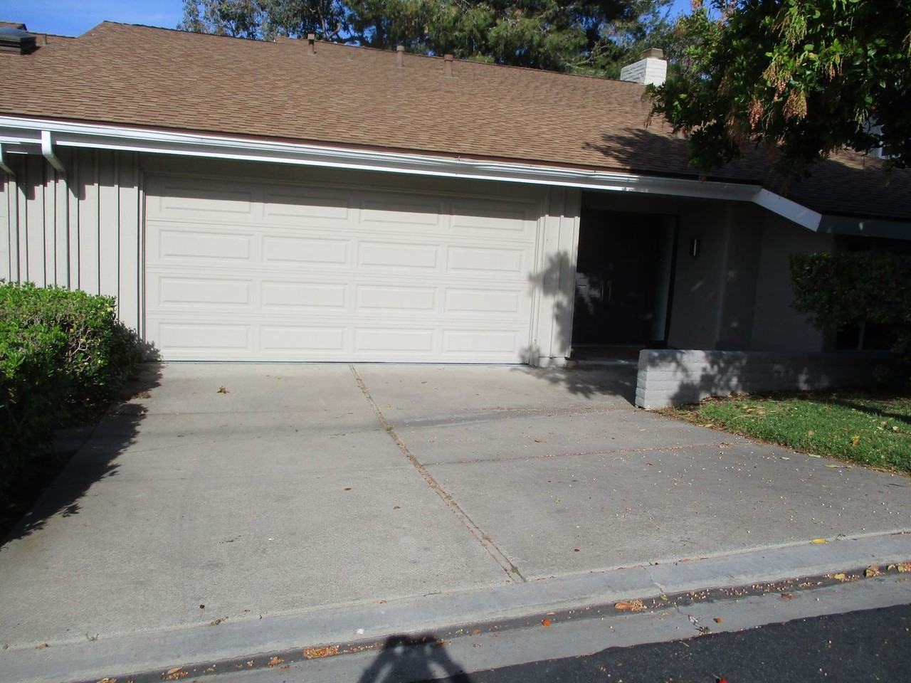 5568 Caminito Consuelo - Photo 2 of 24