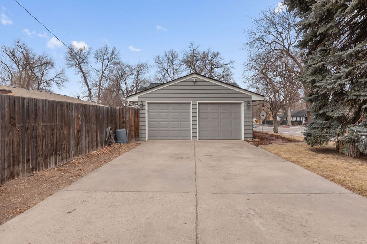 1001 Whedbee St - Photo 6 of 46