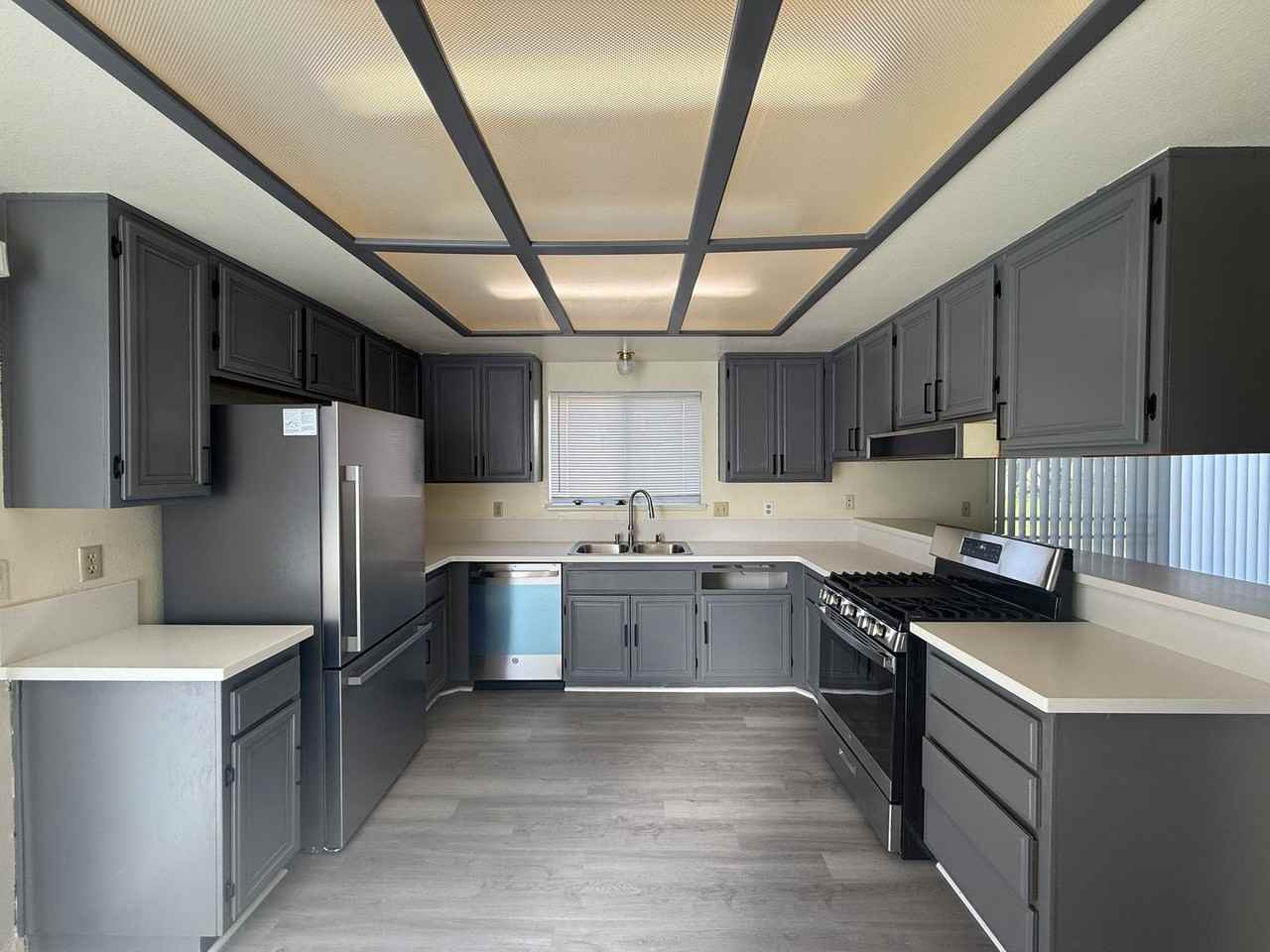 2829 San Luis Dr - Photo 5 of 20