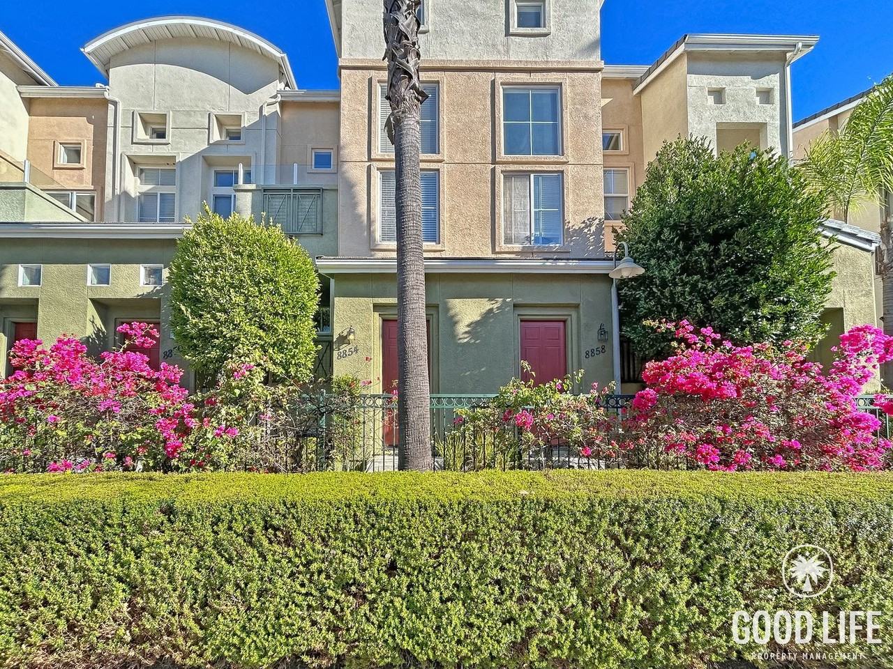 8854 Spectrum Center Blvd - Photo 2 of 26