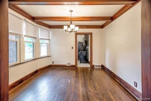 7472 Woodrow Wilson St #NA - Photo 6 of 17