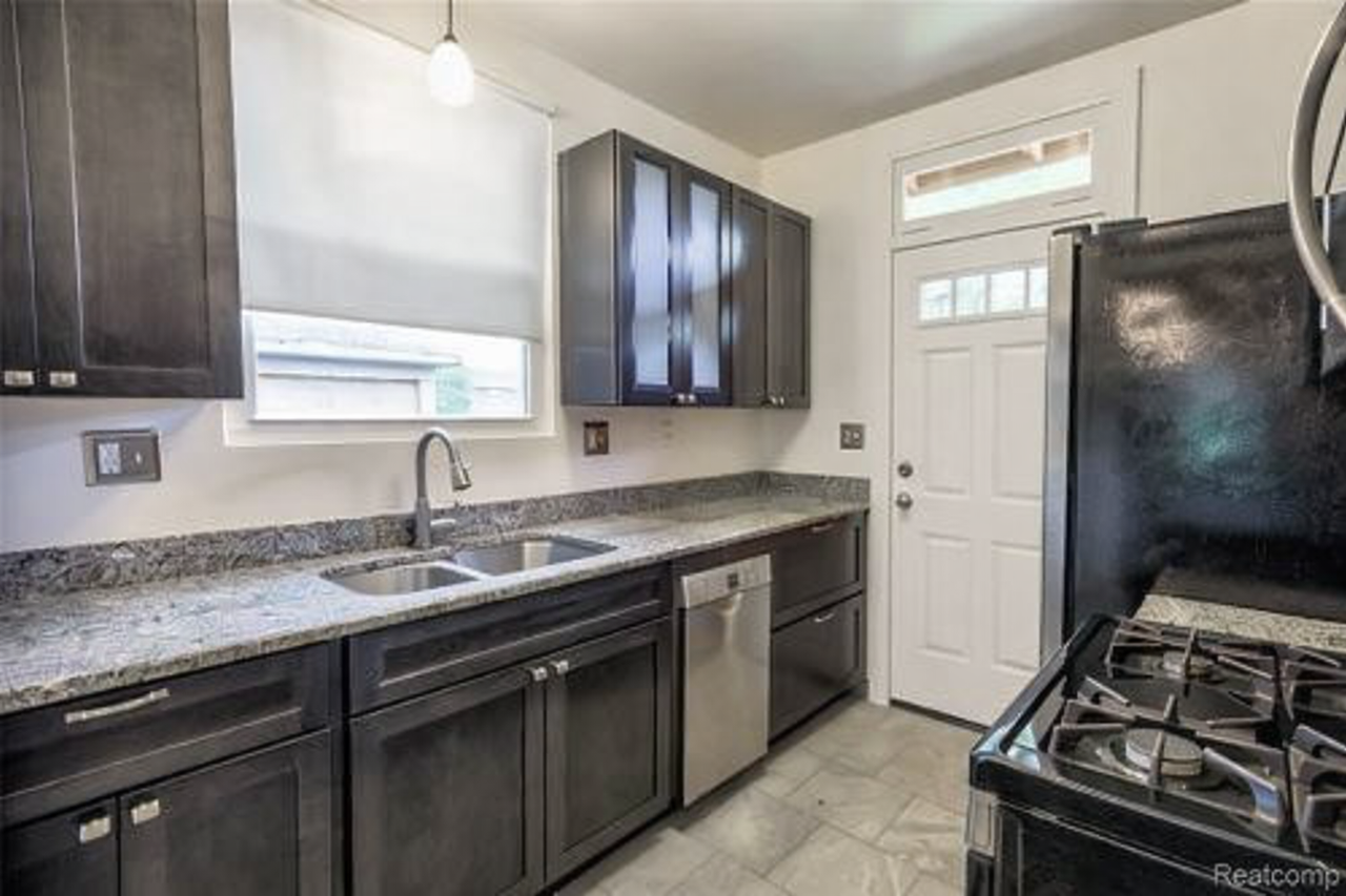 7472 Woodrow Wilson St #NA - Photo 7 of 17