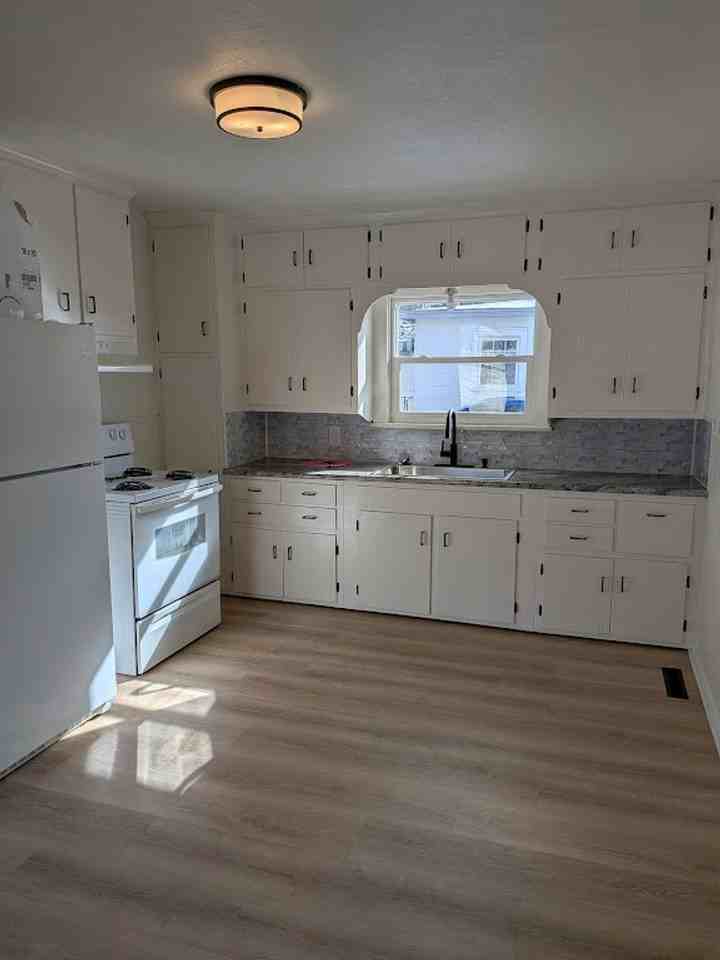 622 Beckham St - Photo 3 of 16