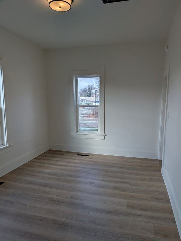 622 Beckham St - Photo 7 of 16