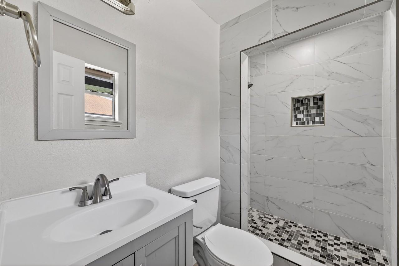 2113 Gull Ave - Photo 4 of 16