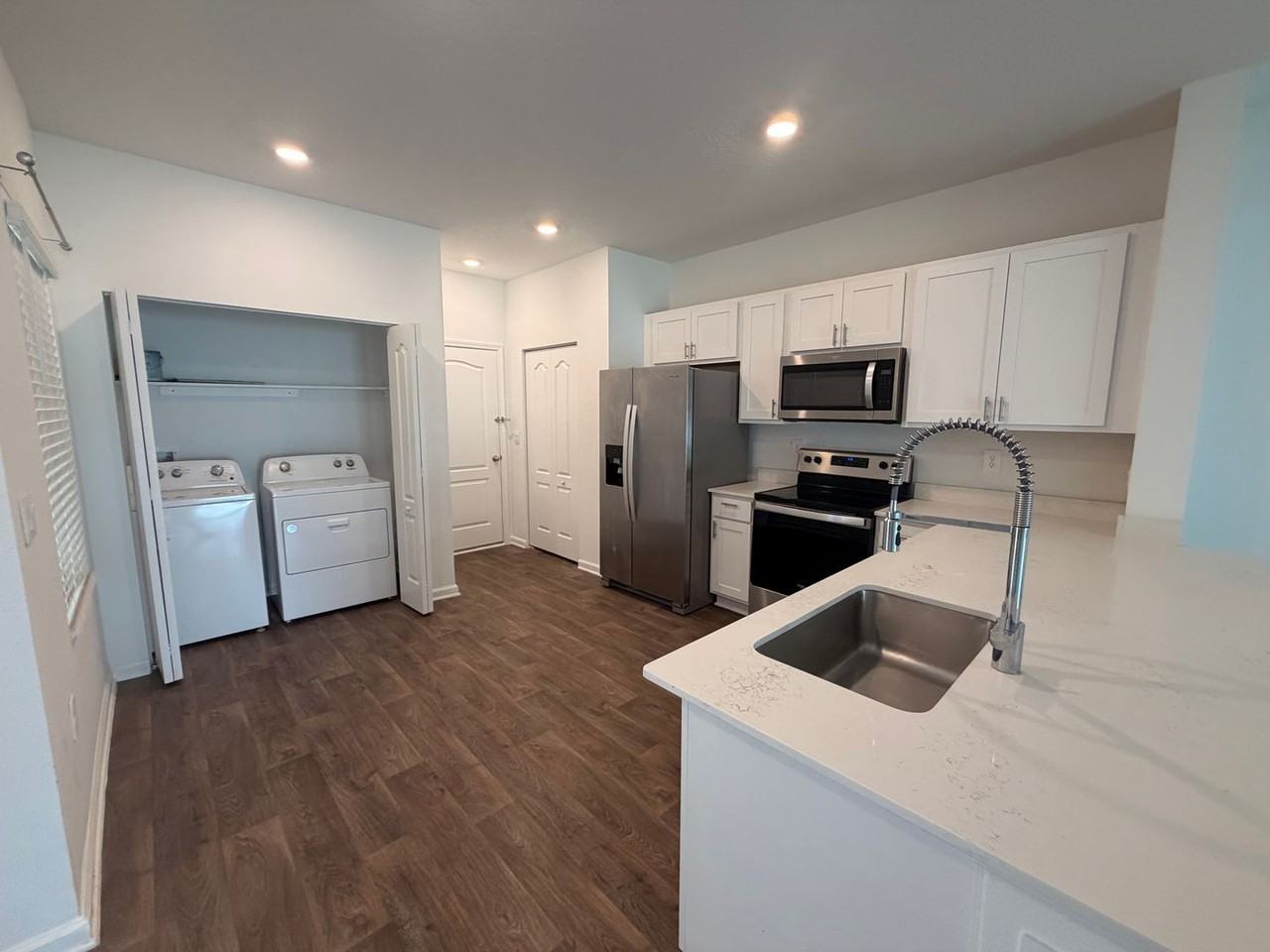 9257 Stony Brook Rd - Photo 2 of 14