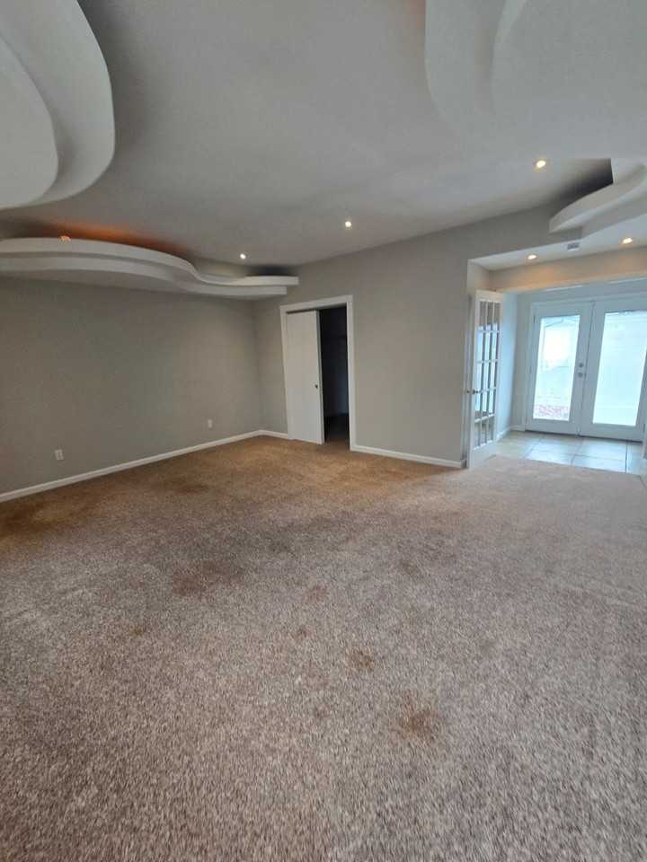 1703 E Stop 12 Rd - Photo 6 of 14