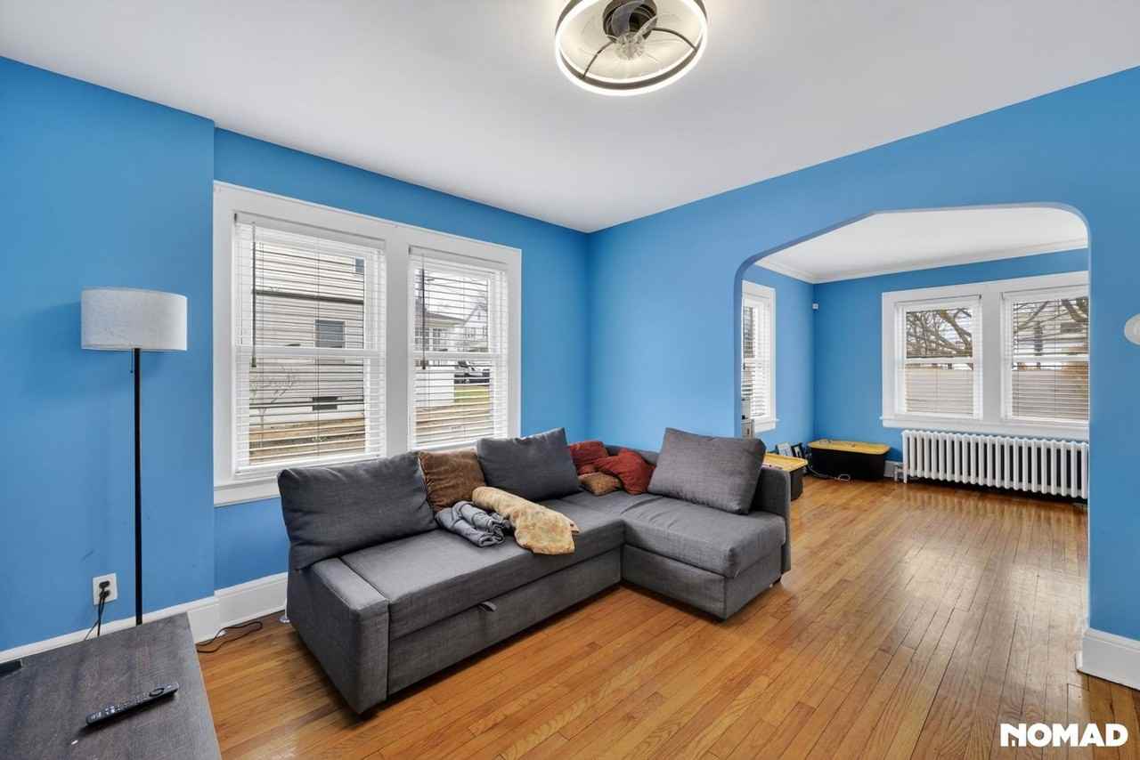 96 Kenwood Ave - Photo 3 of 31