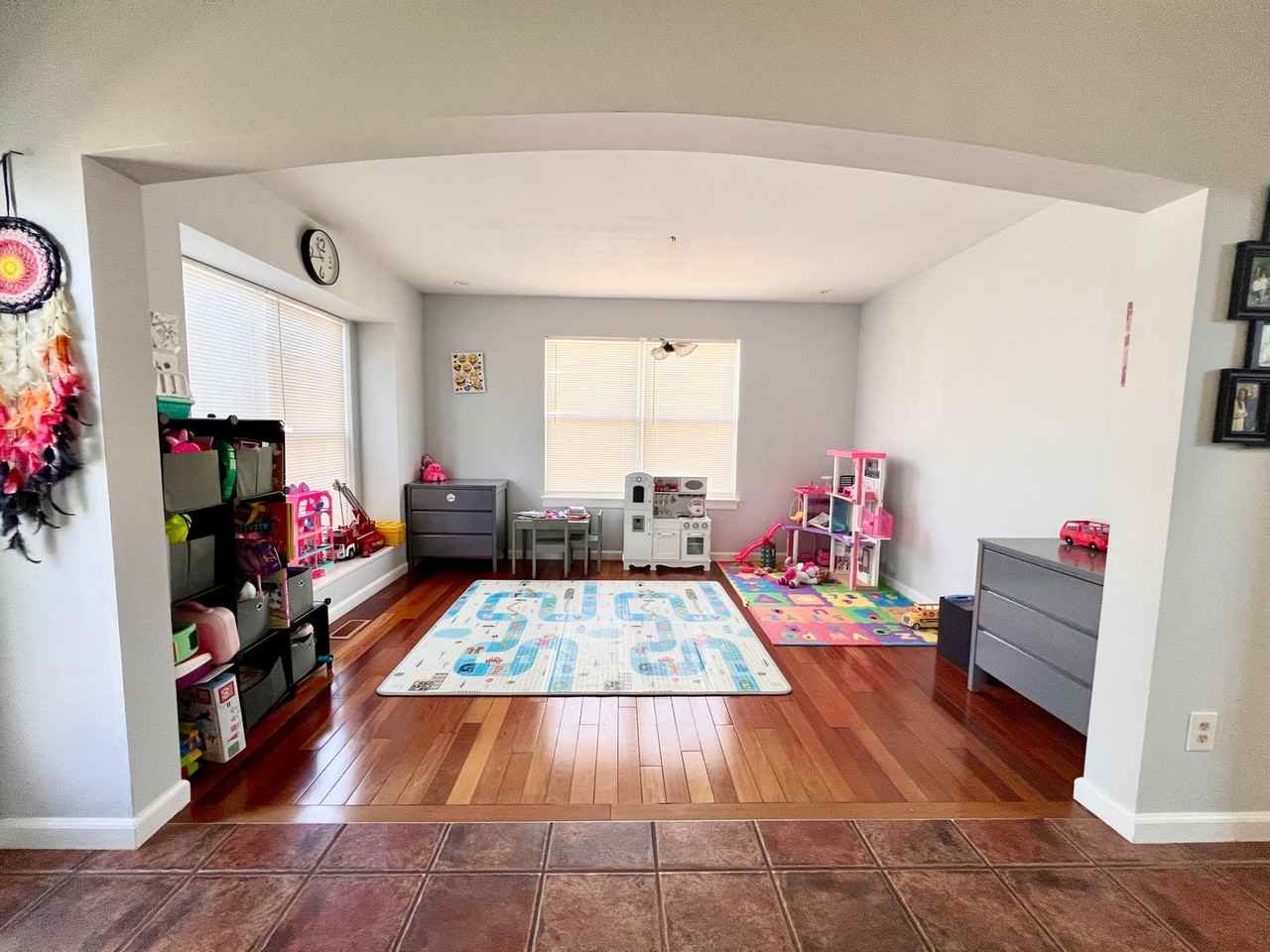 1154 Spring Orchard Dr - Photo 4 of 28