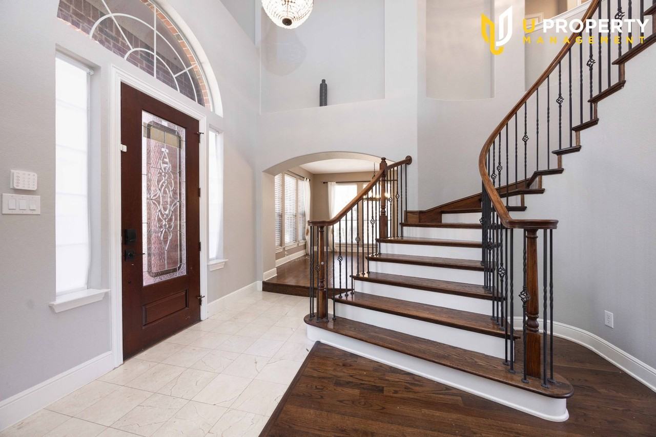 1687 Sandstone Dr - Photo 6 of 50