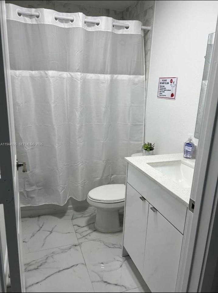 8016 Nw 14th Pl - Photo 6 of 11