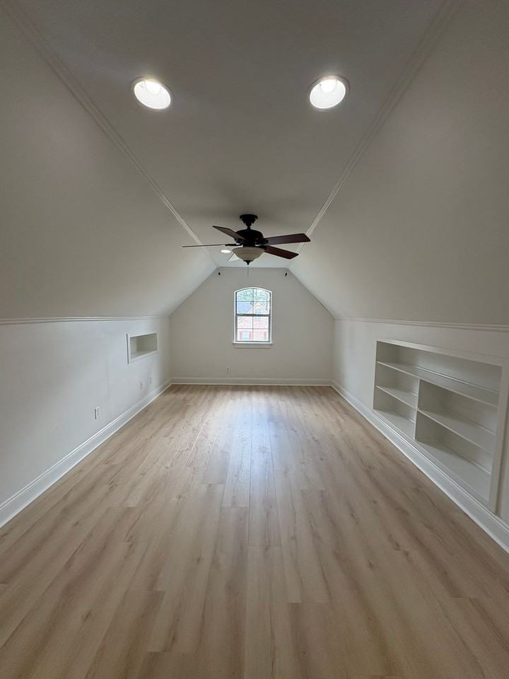 9036 Hayden Dr - Photo 7 of 15