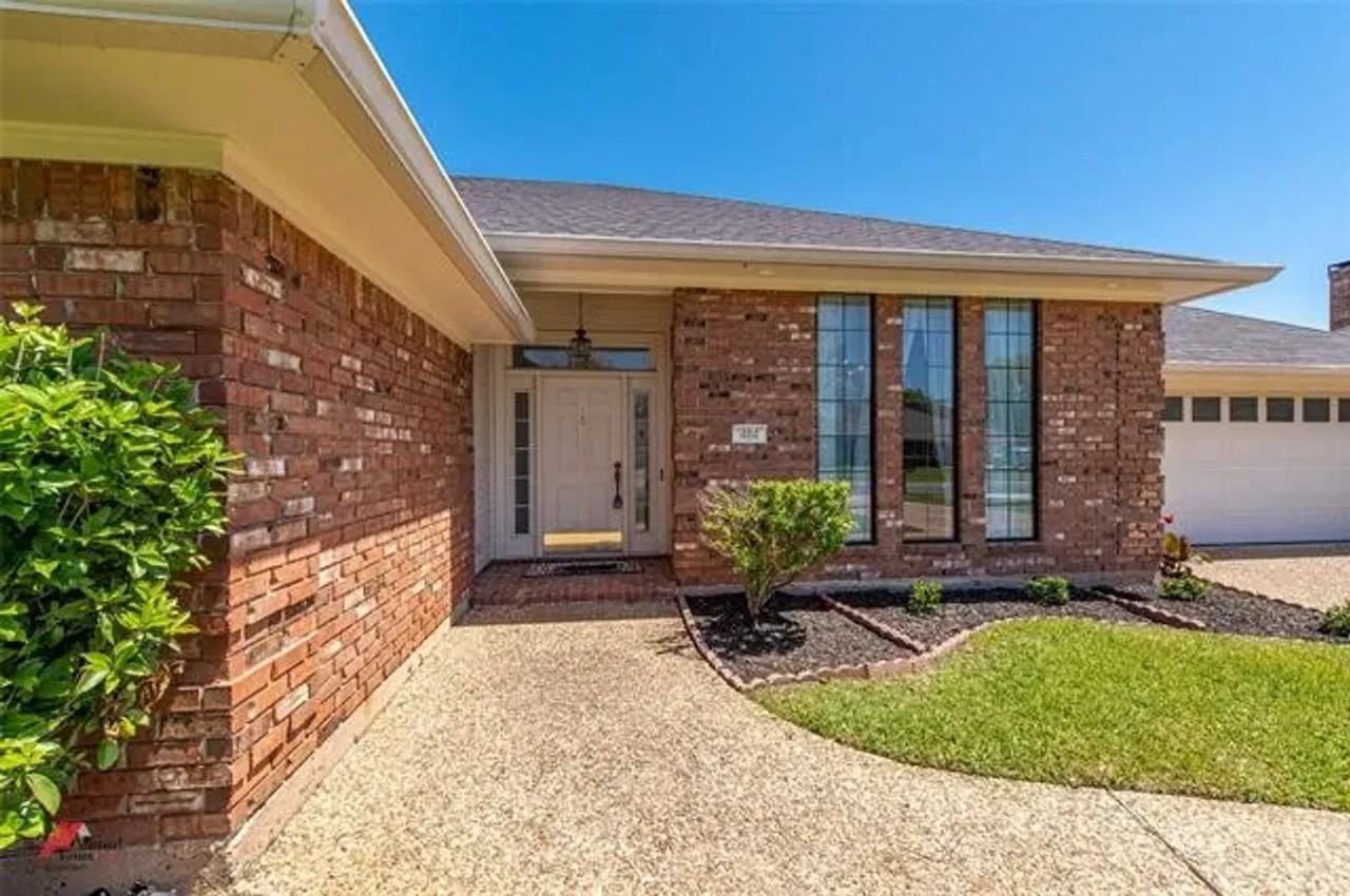 404 Madison St - Photo 2 of 7