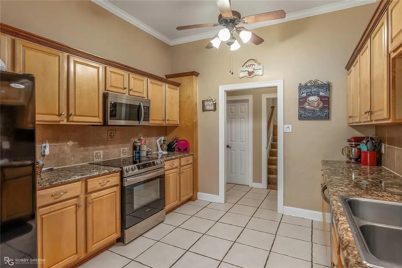 443 Summit Dr - Photo 7 of 14