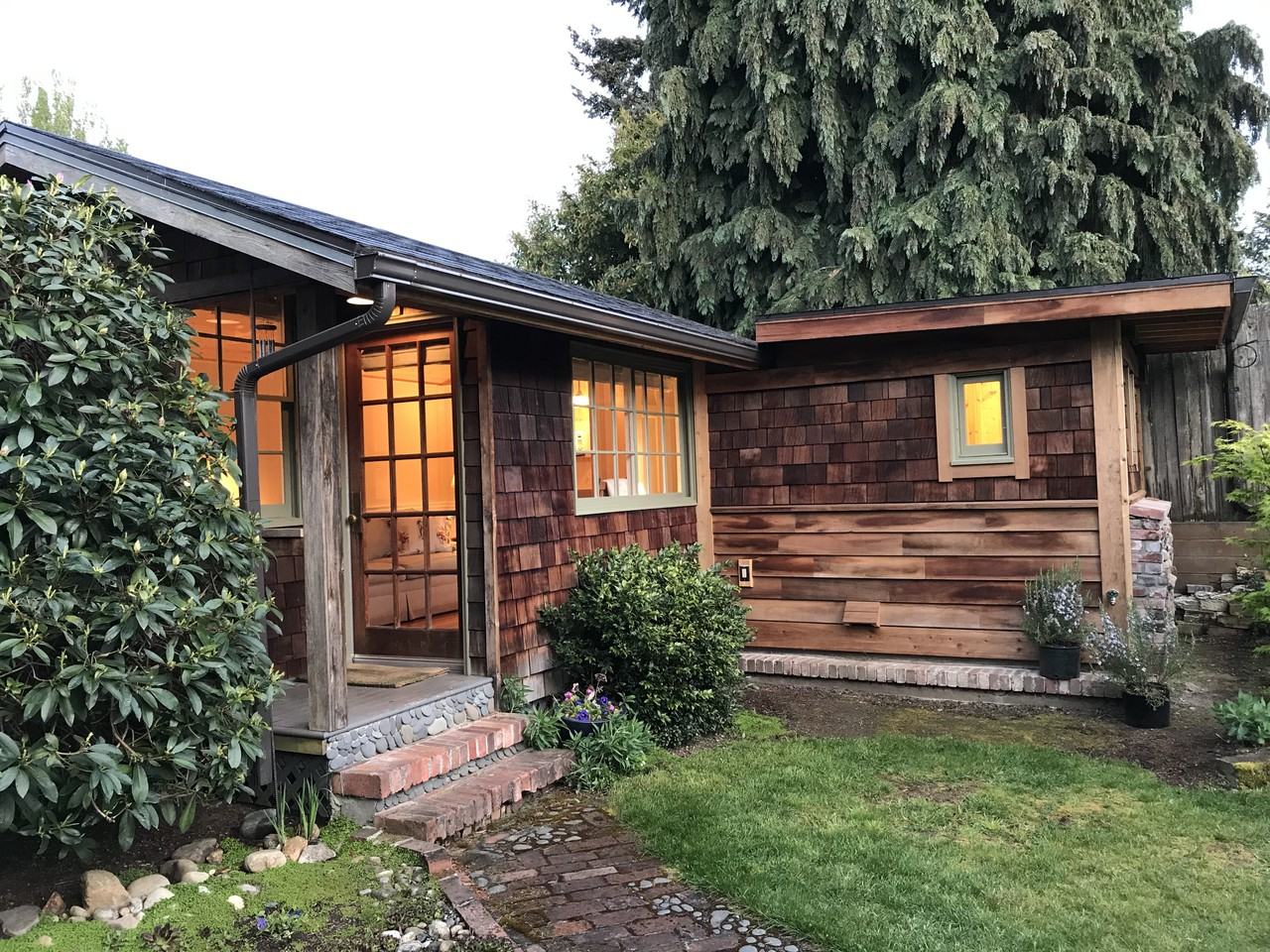 8728 14th Ave Nw #0 - Photo 2 of 9