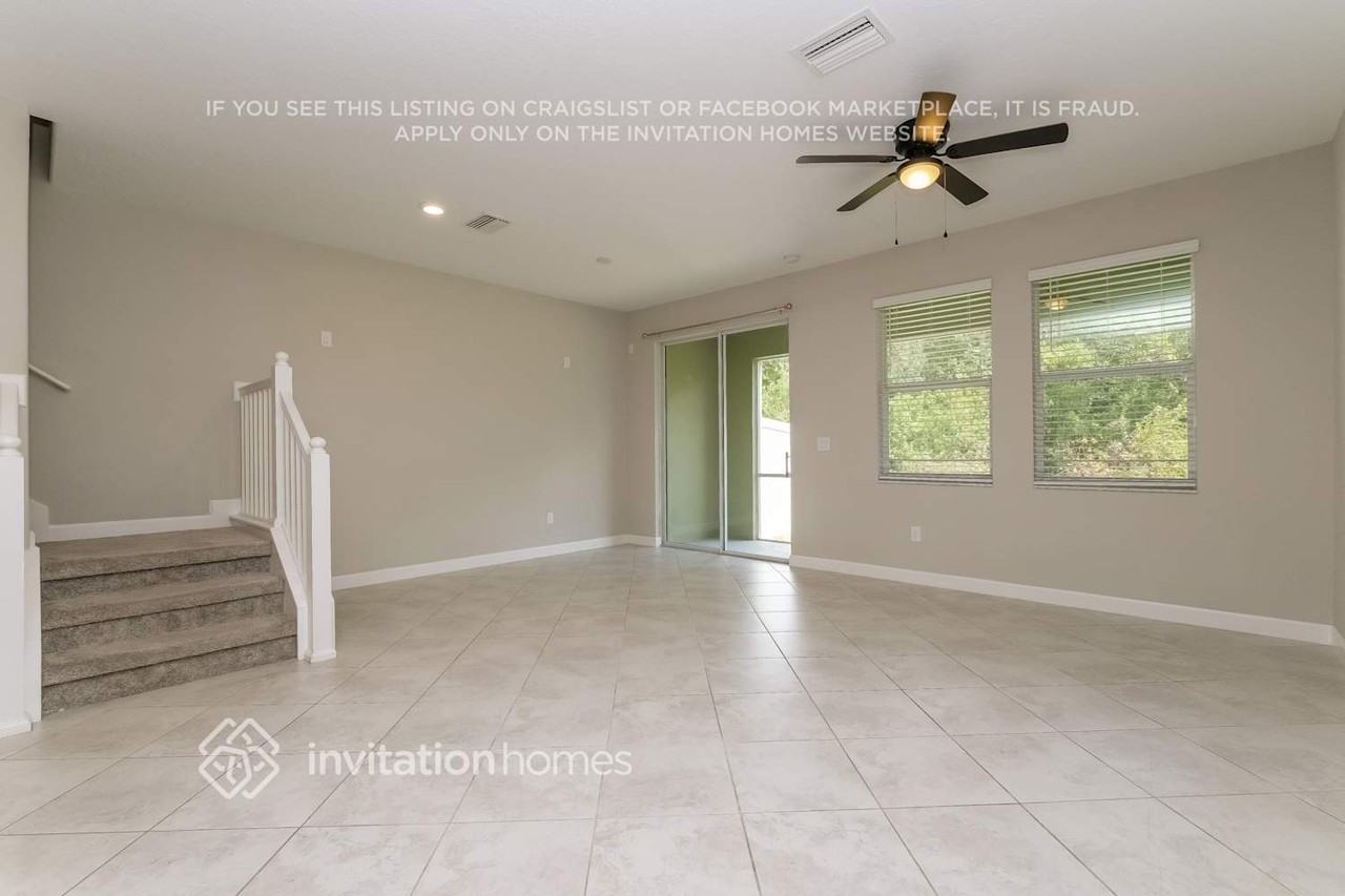 18839 Noble Caspian Dr - Photo 4 of 17