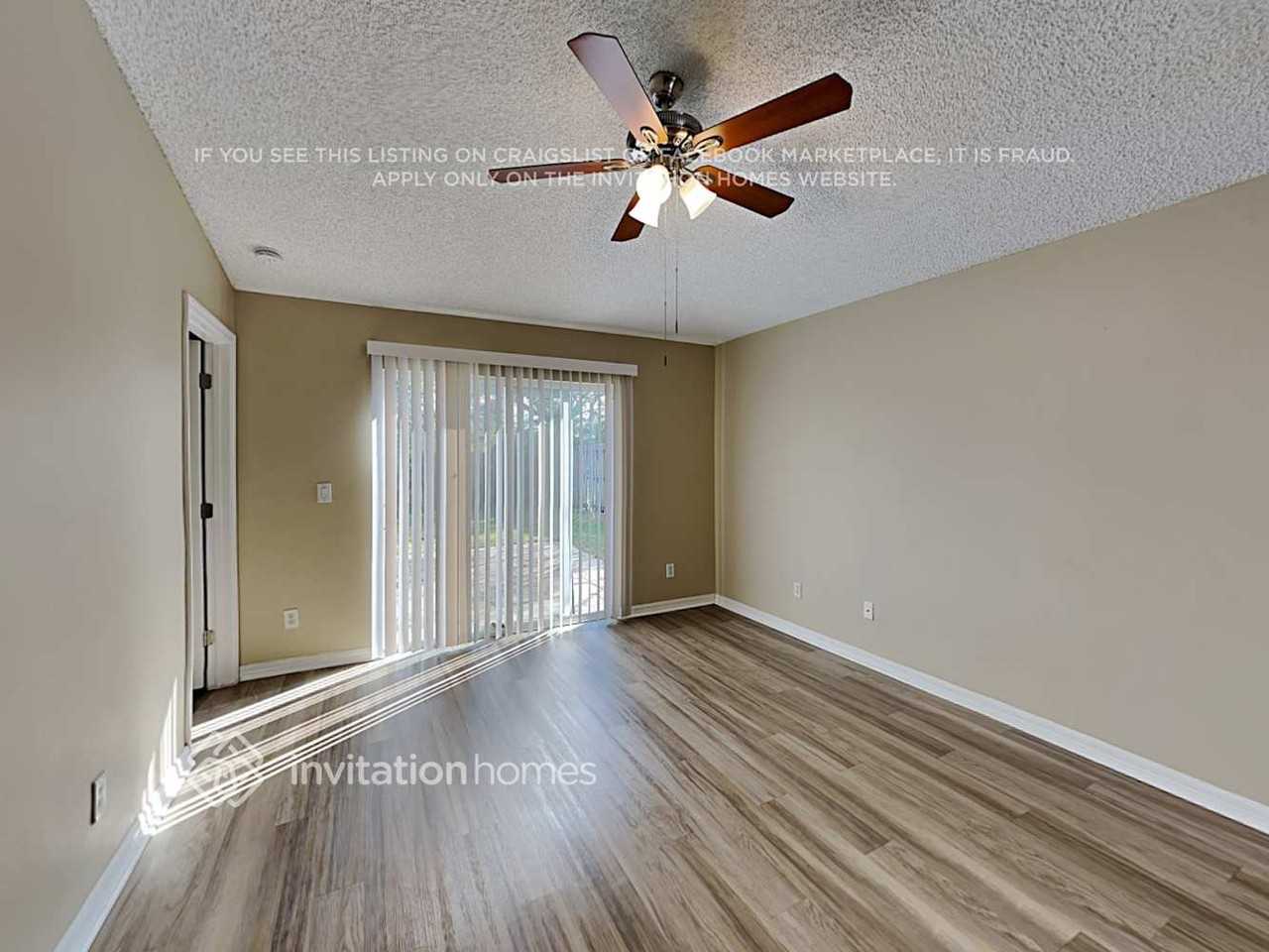 2115 Bayhill Dr - Photo 7 of 18