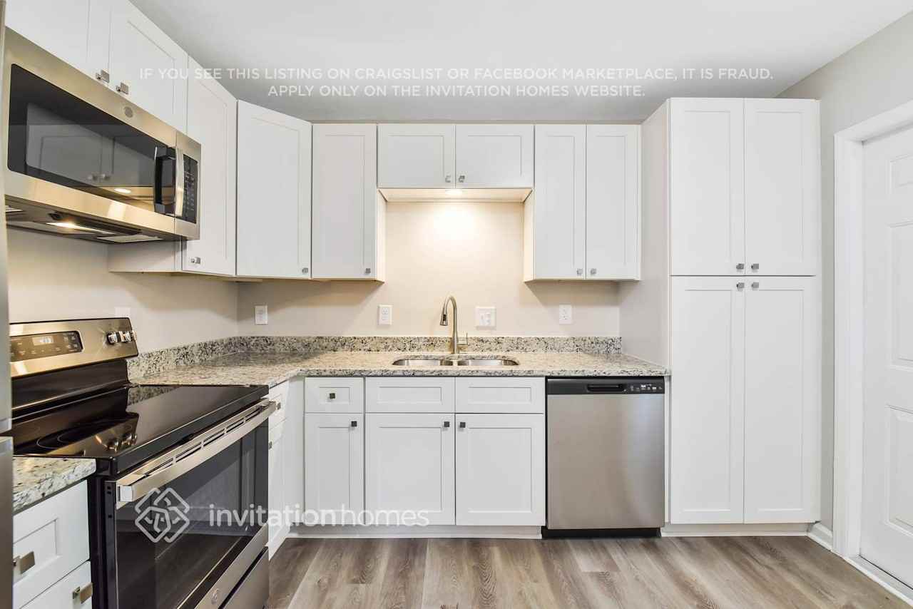 822 Dedmon Dr - Photo 7 of 21