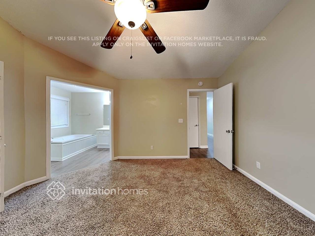 5995 Bayside Dr Nw - Photo 6 of 18