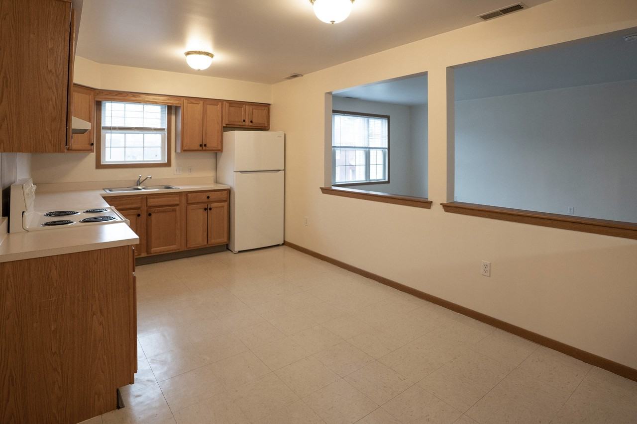 Rockledge Pointe - Photo 4 of 35