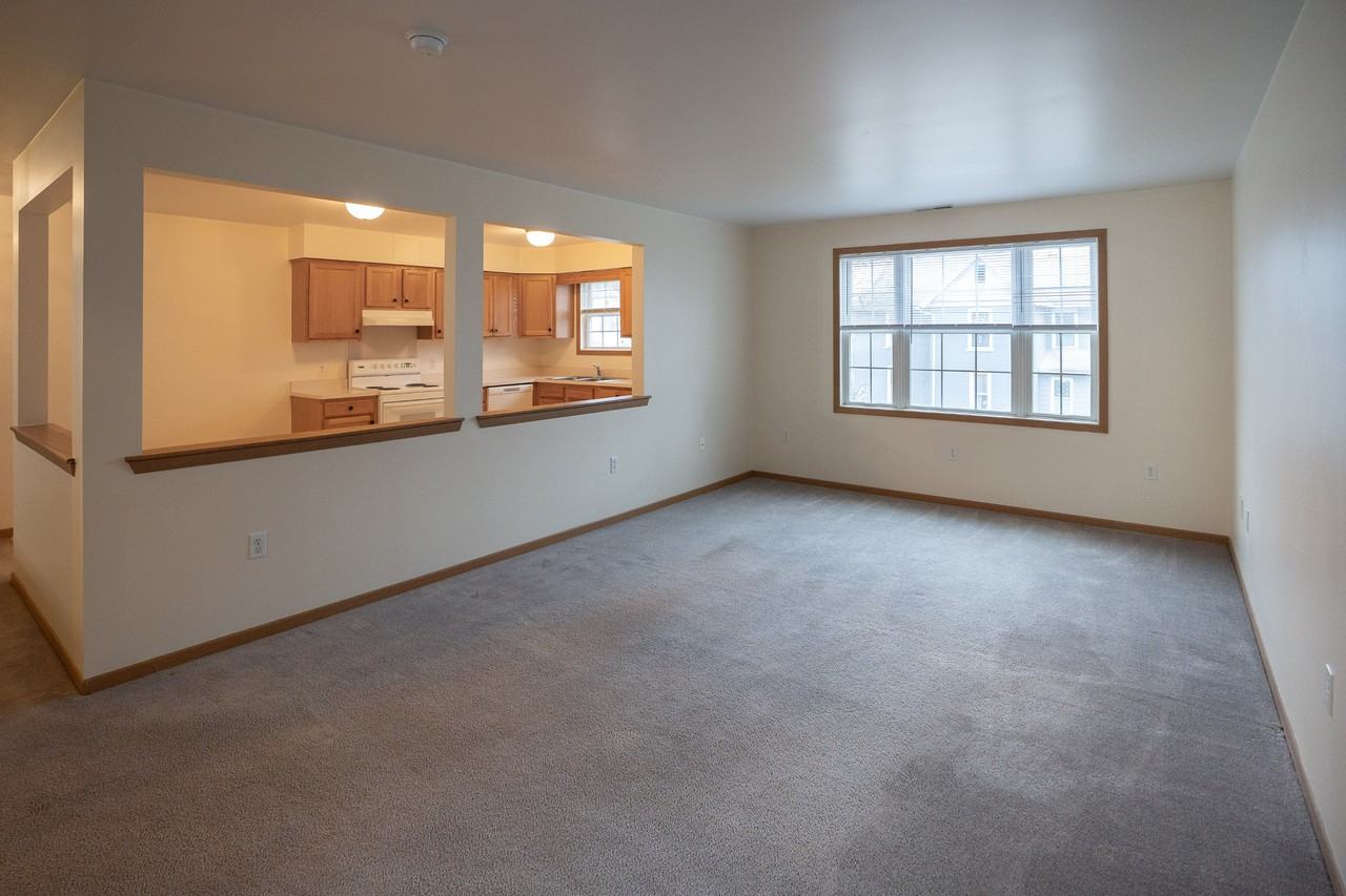 Rockledge Pointe - Photo 5 of 35