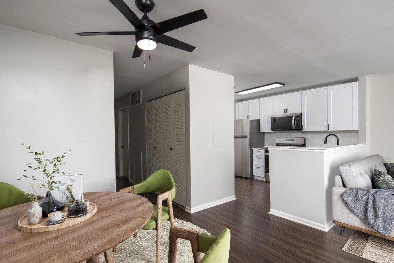 Iron Ridge and Stonegate Apartments - Photo 3 of 37