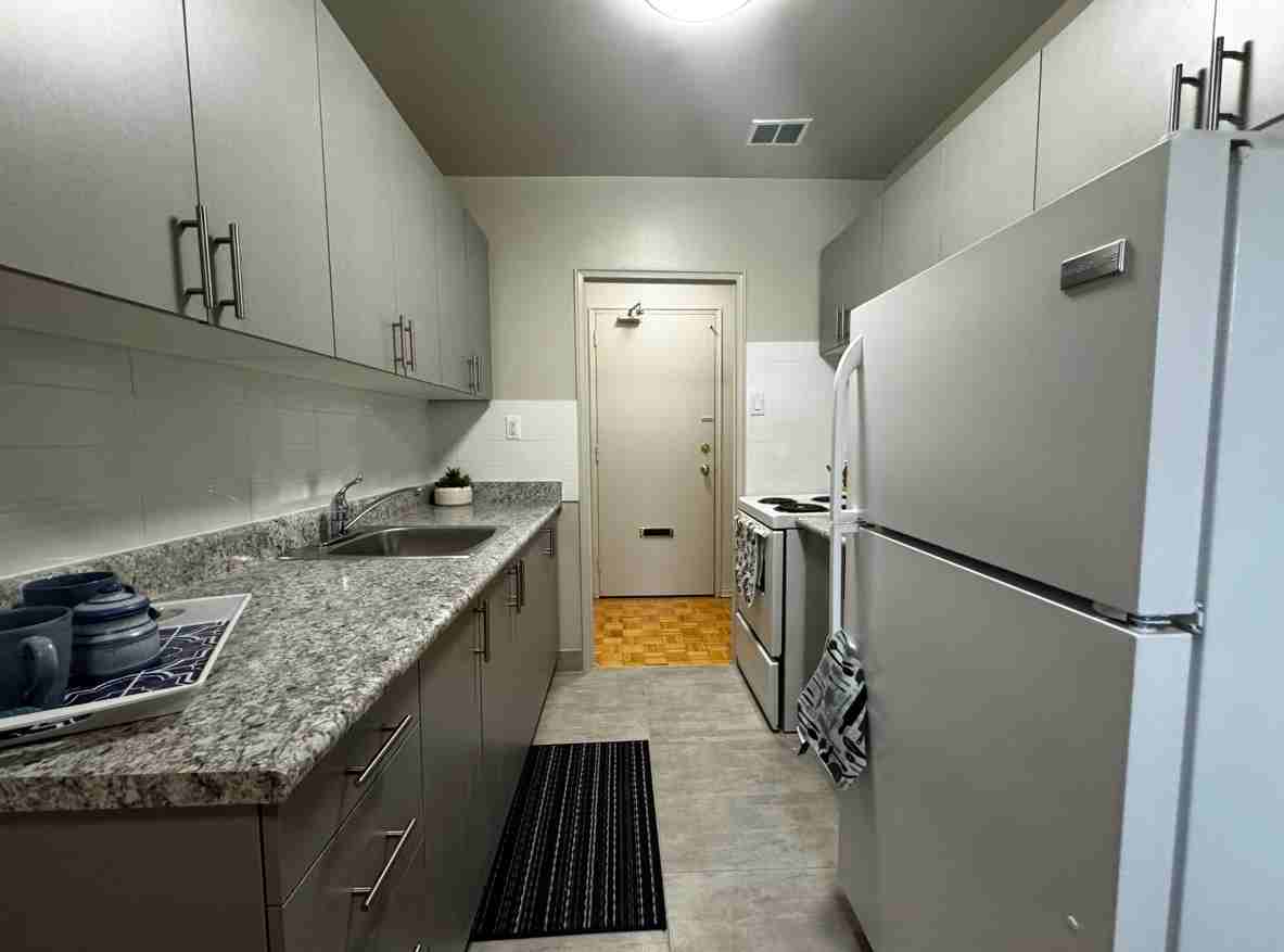 52 Park Street East - Photo 2 of 11