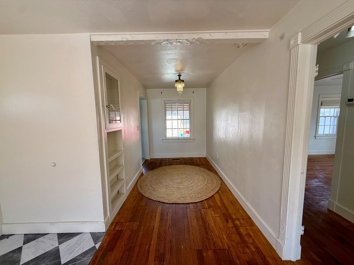 730 S Littler Ave #1 - Photo 5 of 24