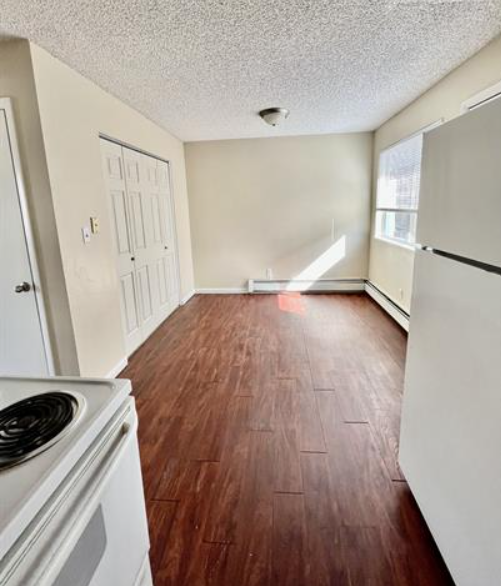 709 37th Ave #4 - Photo 4 of 12