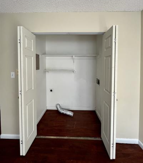 709 37th Ave #4 - Photo 5 of 12