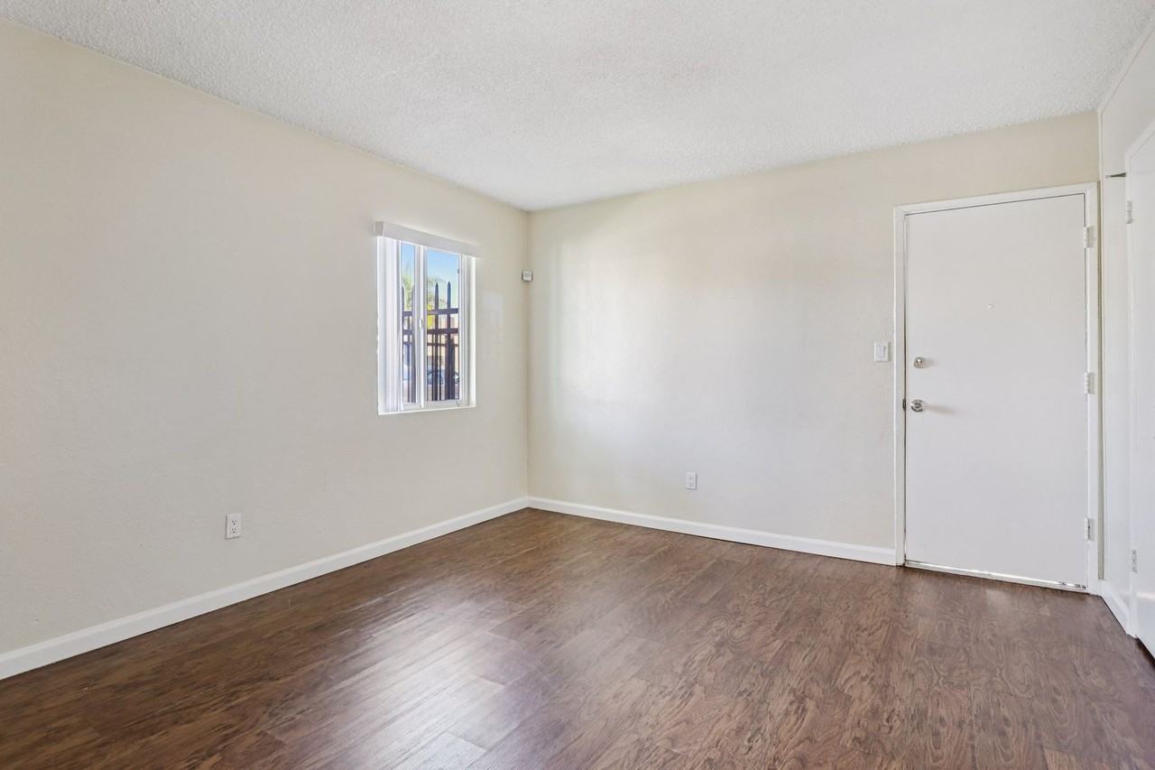 Astro Vista Apartments - Photo 6 of 28