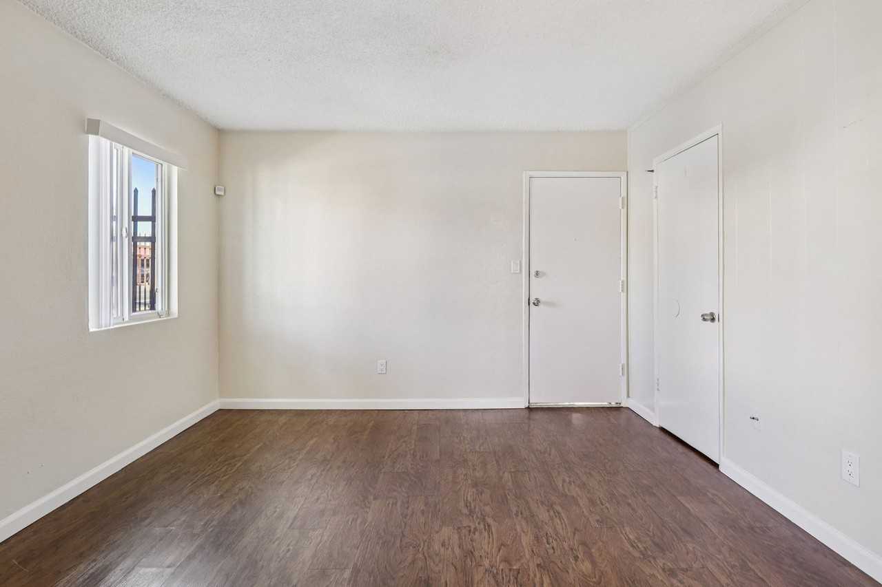 Astro Vista Apartments - Photo 7 of 28